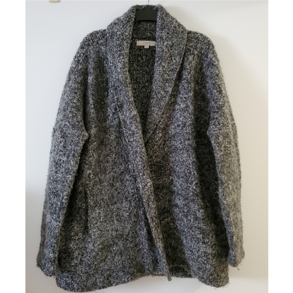 🌹 LOFT Heavy Grey Knit Open Cardigan